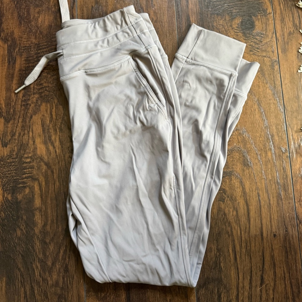 Halara Women’s  High Waisted Drawstring Pocket Joggers size L